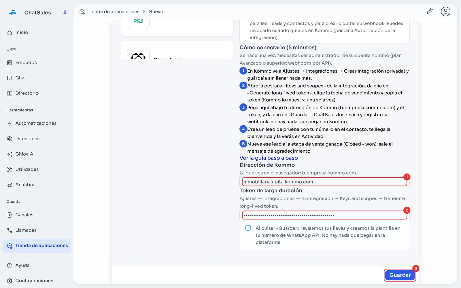 Campos dirección de Kommo y token, y botón Guardar